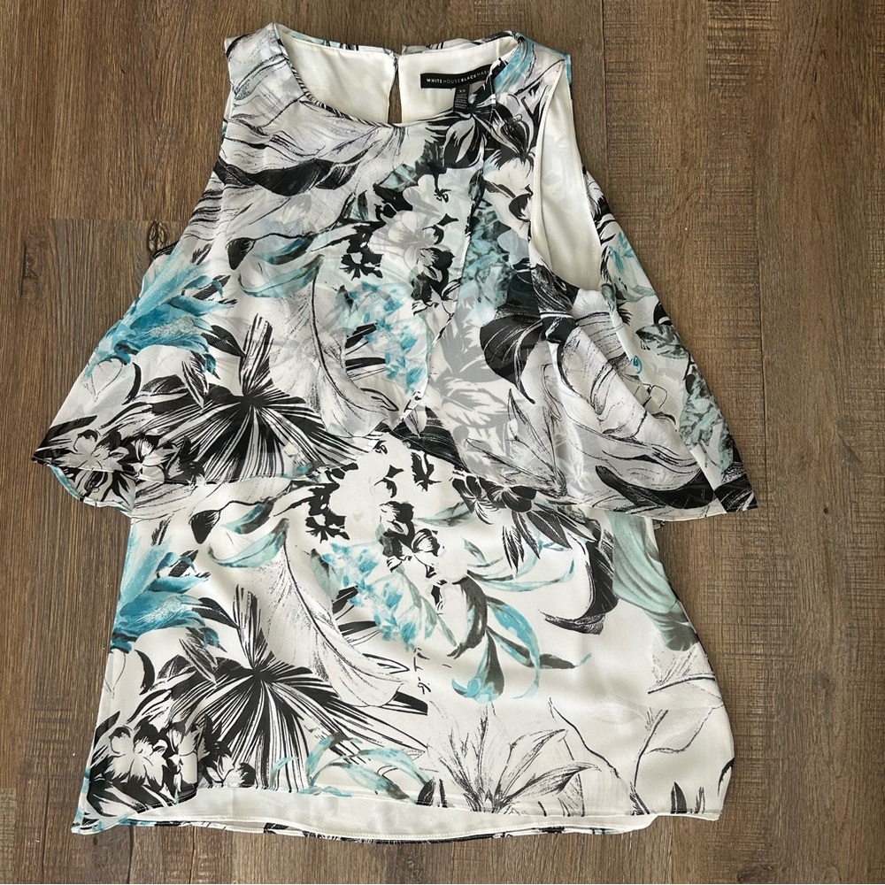 White House black market women’s blouse